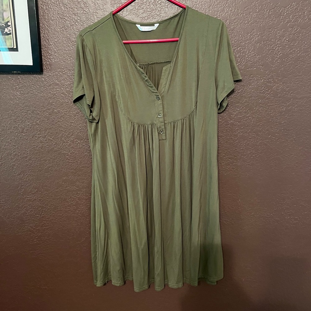 Olive green maternity dress or nightgown.